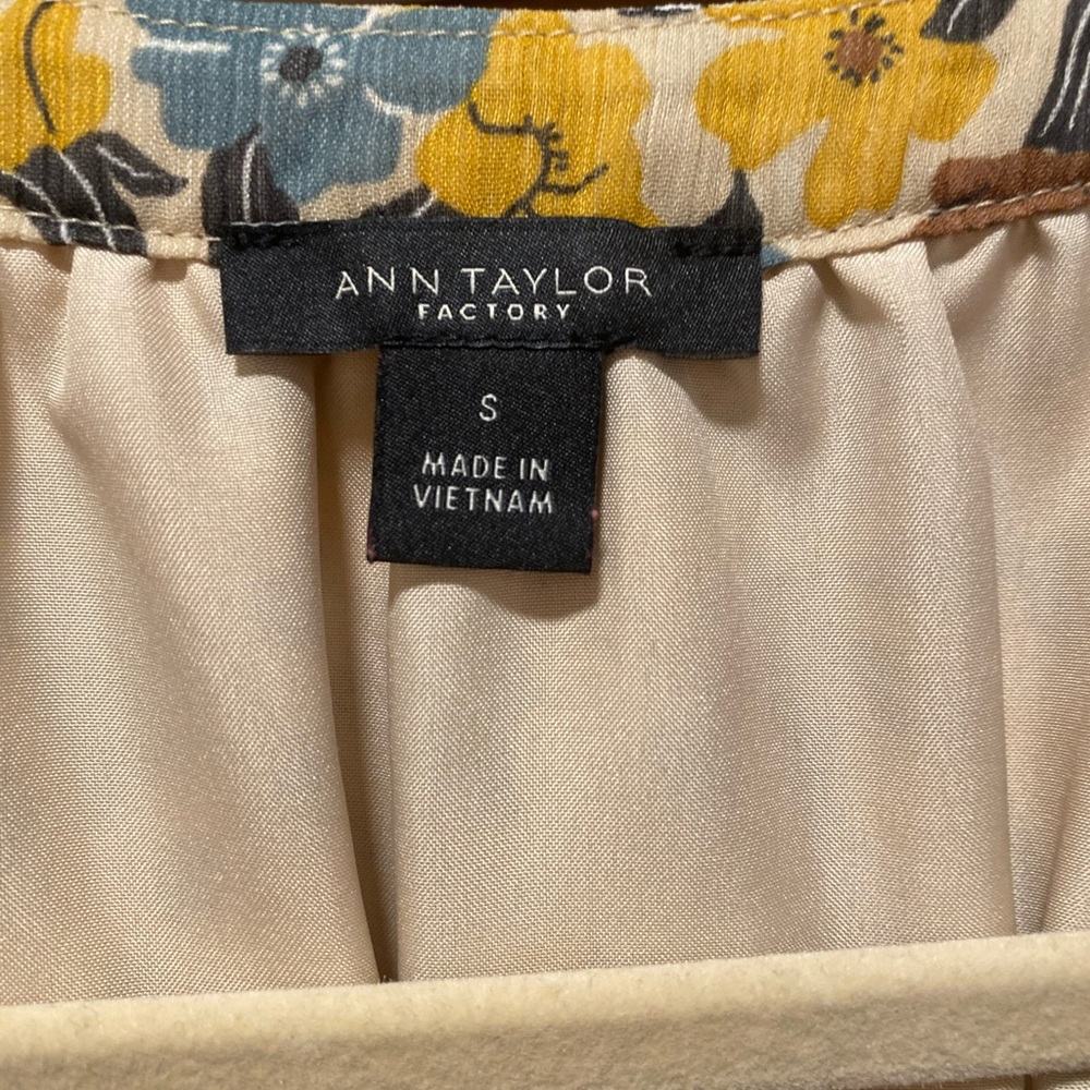 Ann Taylor Factory Floral Dress sz Small - Picture 3 of 7